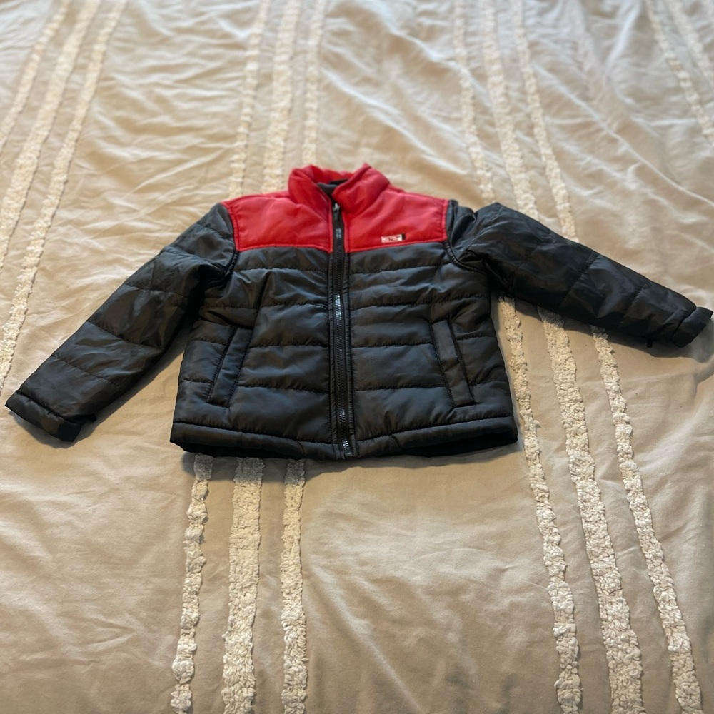 Weatherproof 32 red and black coat